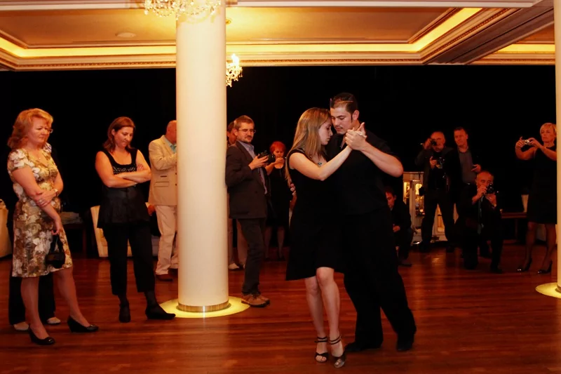 Gala Tango Lesson Gala Tango Lesson